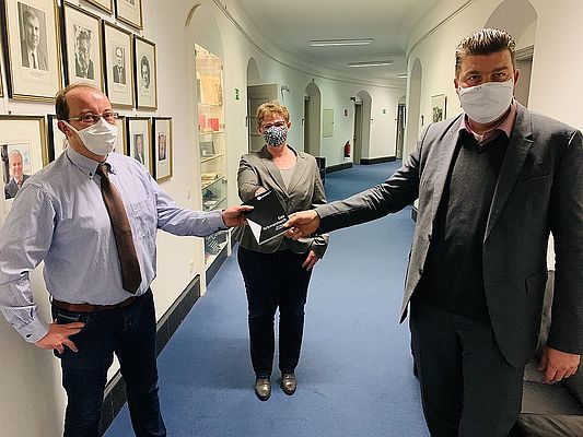 Hamburgs Finanzsenator Andreas Dressel (SPD) begrüßt BdSt-Vorstand Hamburgs Finanzsenator Andreas Dressel (SPD) begrüßt BdSt-Vorstand
