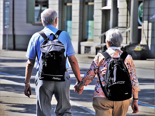 Hilfe für Rentnerinnen und Rentner: Steuererklärung 2019  Bund der Steuerzahler bietet kostenlose Ratgeber an