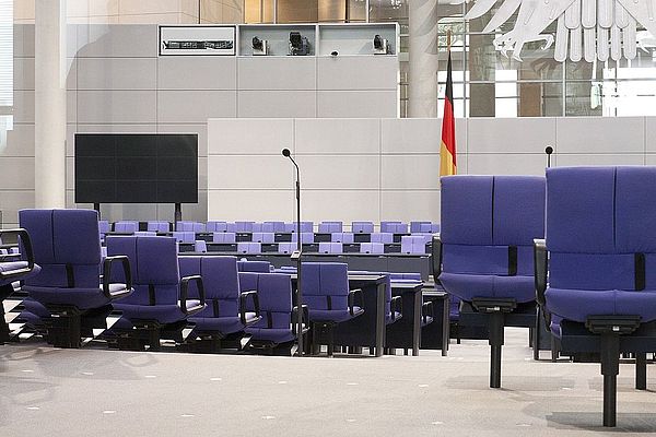 Nur Riesen-Bluff statt echter Wahlrechts-Reform! Nur Riesen-Bluff statt echter Wahlrechts-Reform!