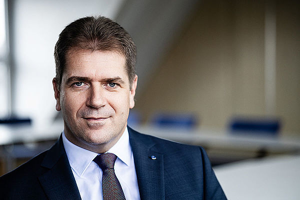 Mehr Nachhaltigkeit bei Entlastung überschuldeter Kommunen nötig Mehr Nachhaltigkeit bei Entlastung überschuldeter Kommunen nötig