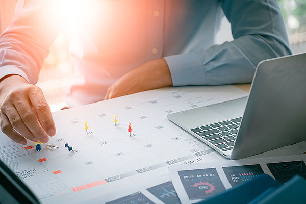 Zwei neue Webinare zum Schwarzbuch Zwei neue Webinare zum Schwarzbuch
