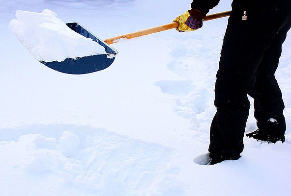 Schnee schippen von der Steuer absetzen