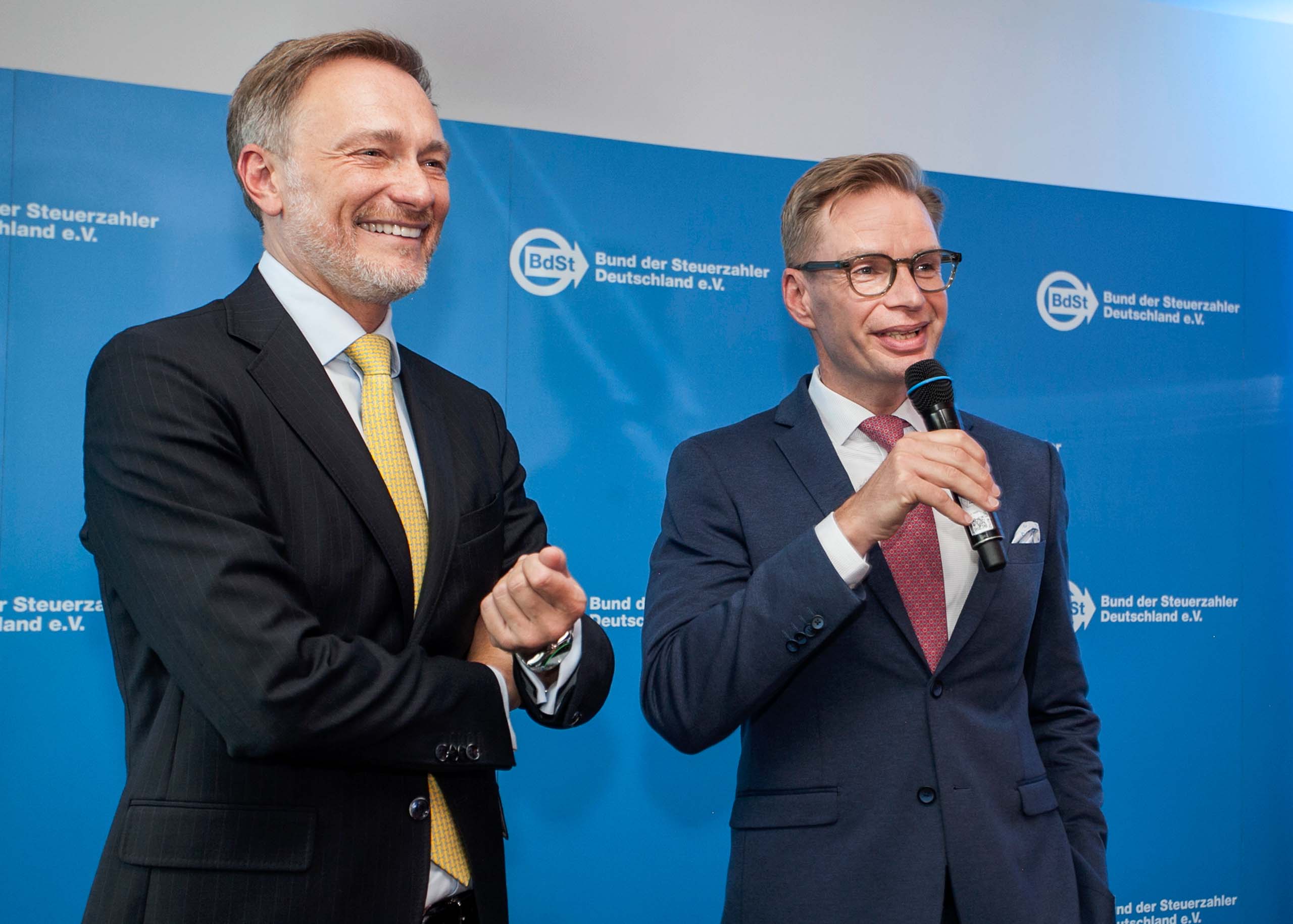 Bundesfinanzminister Christian Lindner und BdSt-Präsident Reiner Holznagel beim Frühjahresempfang 2024