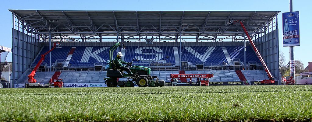 Neue Tribüne jetzt doch aus Vereins-Eigenmitteln ...