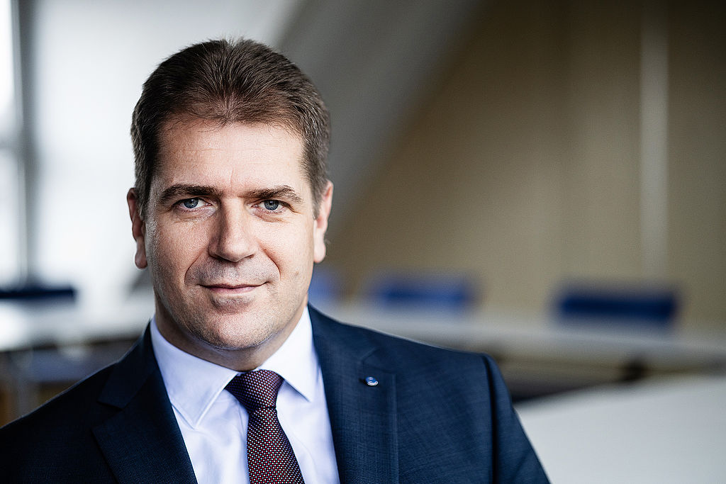 Eine Genehmigungspflicht für neue Kassenkredite ist für Rik Steinheuer, Vorsitzender des Bundes der Steuerzahler NRW, ein wirksames Mittel, neue Schulden in den Kommunen zu begrenzen.